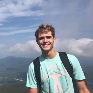 Meet your Posher, Max